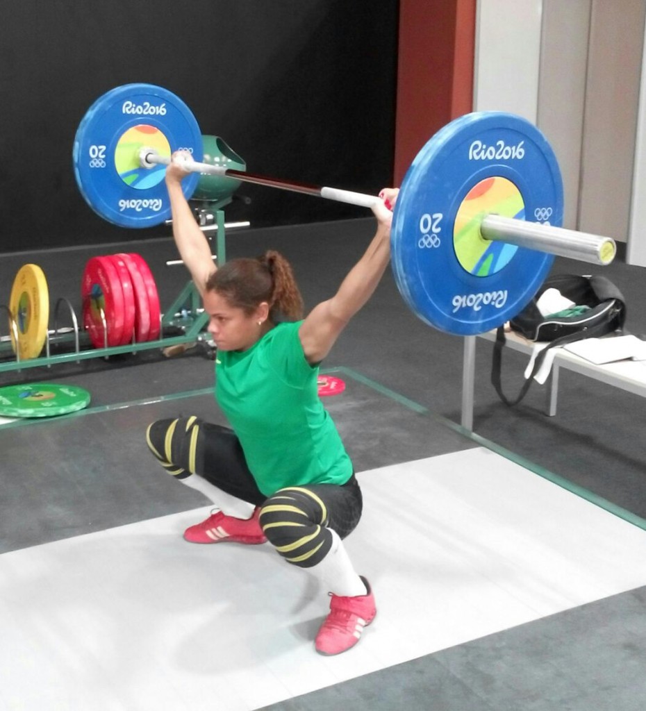 Rosane Santos é a primeira pesista brasileira a competir na Olimpíadas. Foto: Divulgação CBLP.