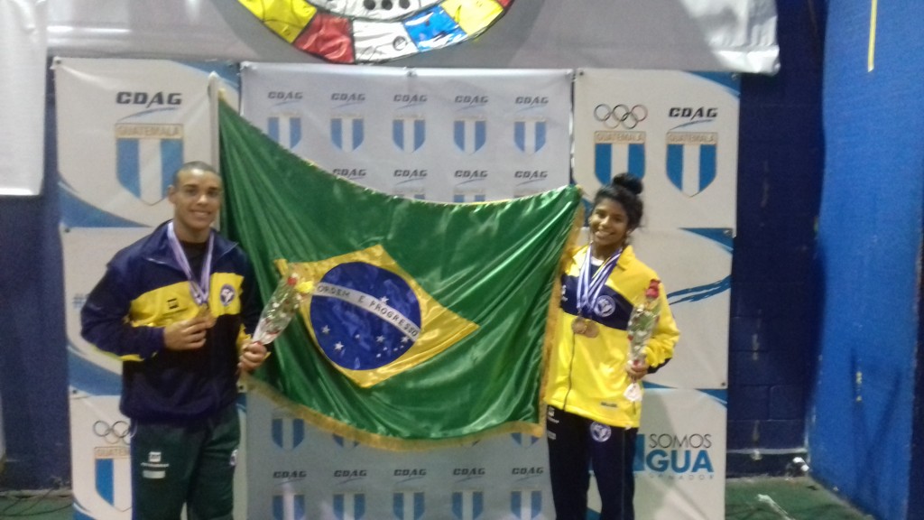 Renan e Laura: cinco medalhas no Pan Sub 17